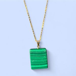 Malachite necklace with gold plated chain | new | natural stone | obo